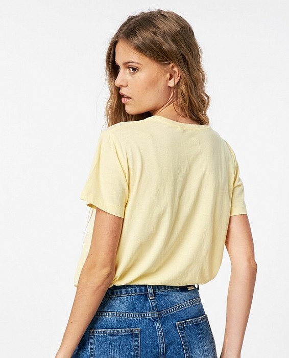 Triko RIP CURL RE-ENTRY STANDARD TEE LIGHT YELLOW