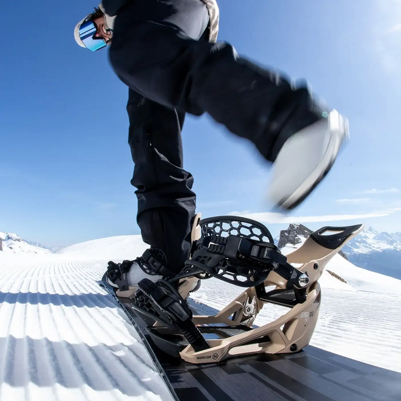 VÁZÁNÍ NA SNOWBOARD